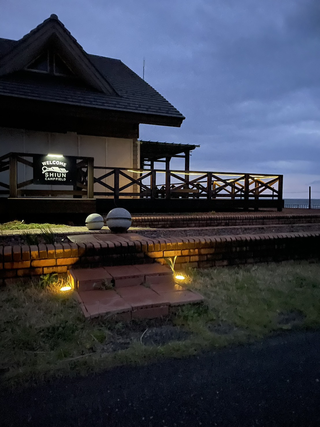 新潟県立紫雲寺記念公園オートキャンプ場の実際の写真